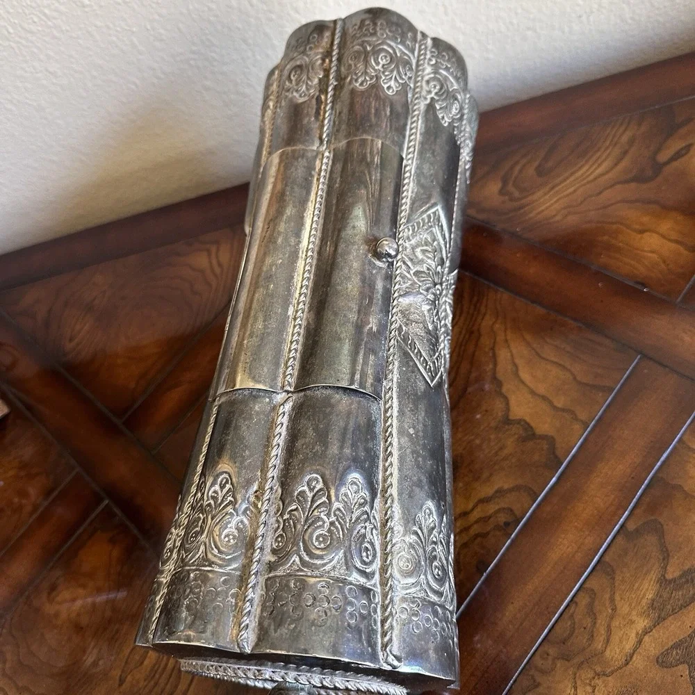 Antique VTG Barrel Shape Metal Box 16.5 Inch Footed Lidded Hammered‎ Ornate READ